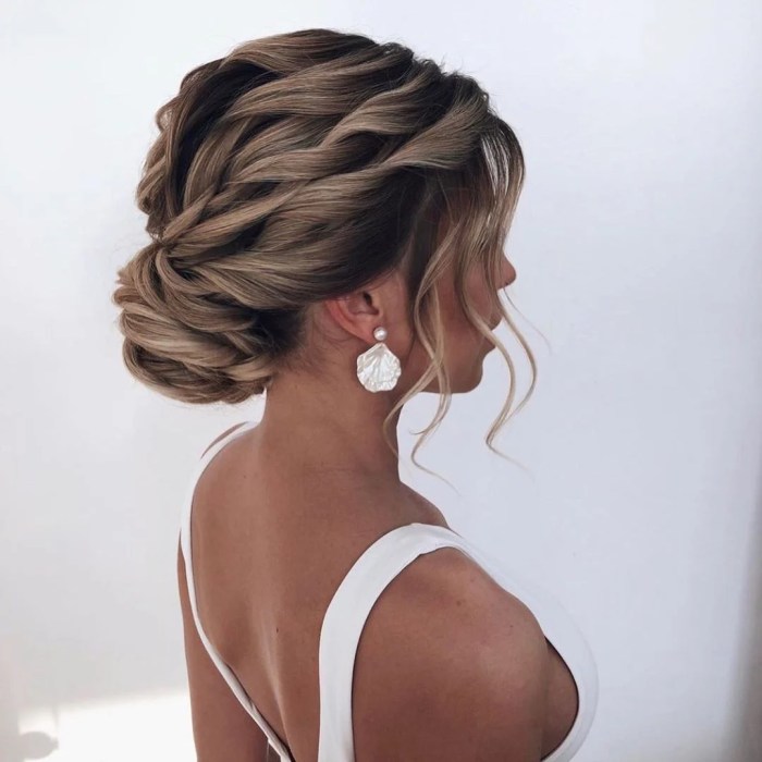 Hairstyles bridesmaids short hair